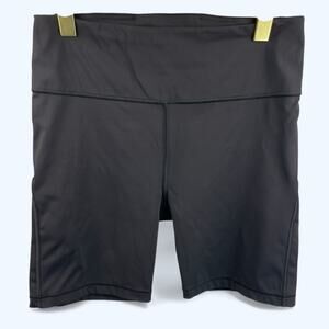 Athleta Ultimate Stash Pocket 7 inch shorts black medium Compression Biker